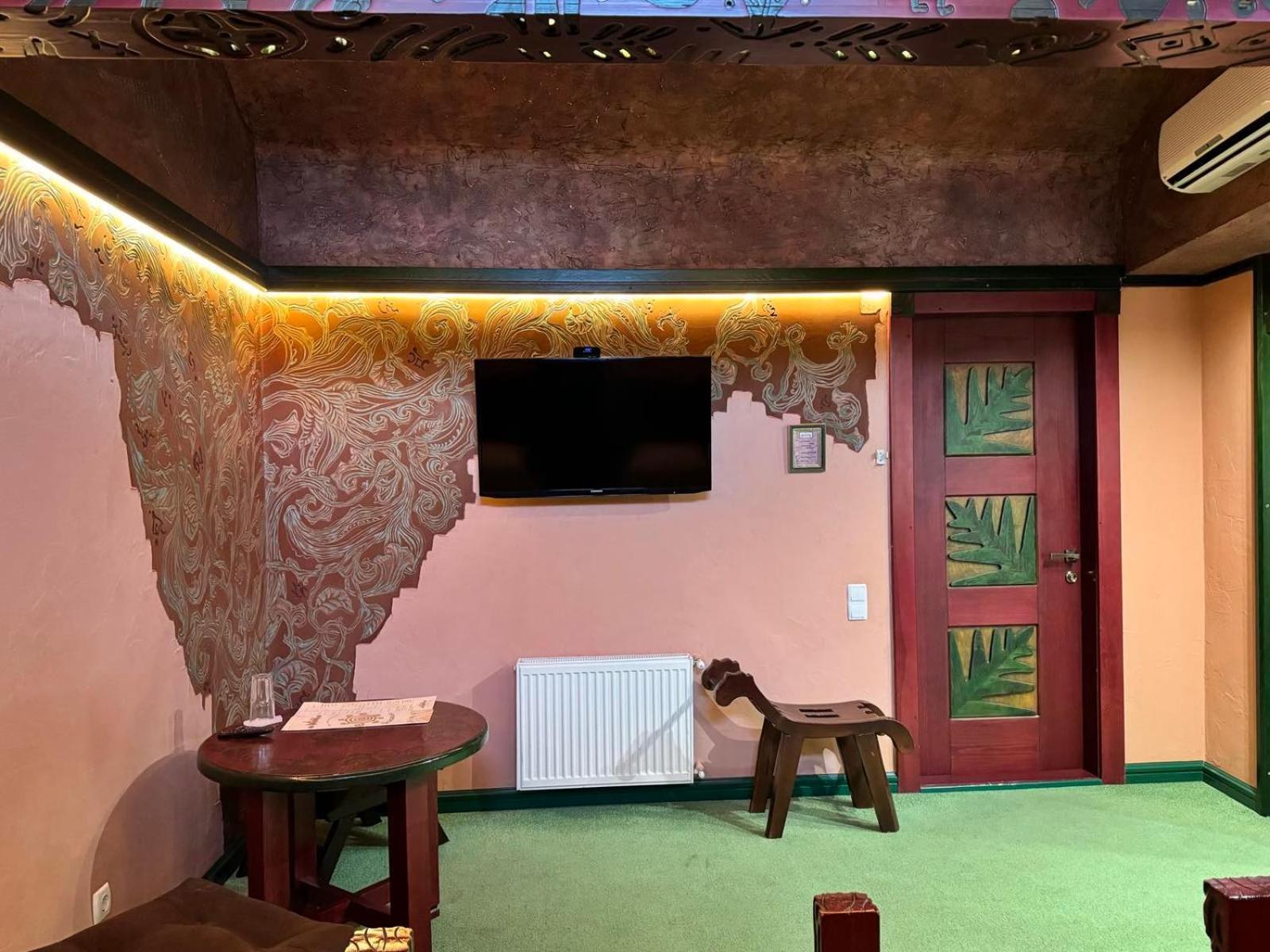 Hotel Veles Zolotonosha Extérieur photo