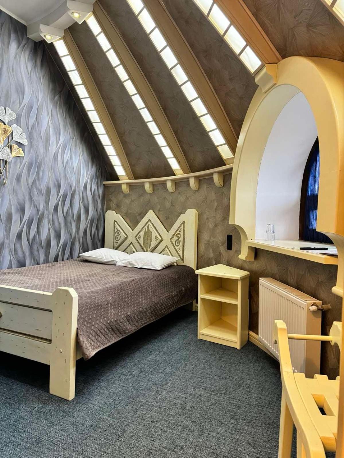 Hotel Veles Zolotonosha Extérieur photo