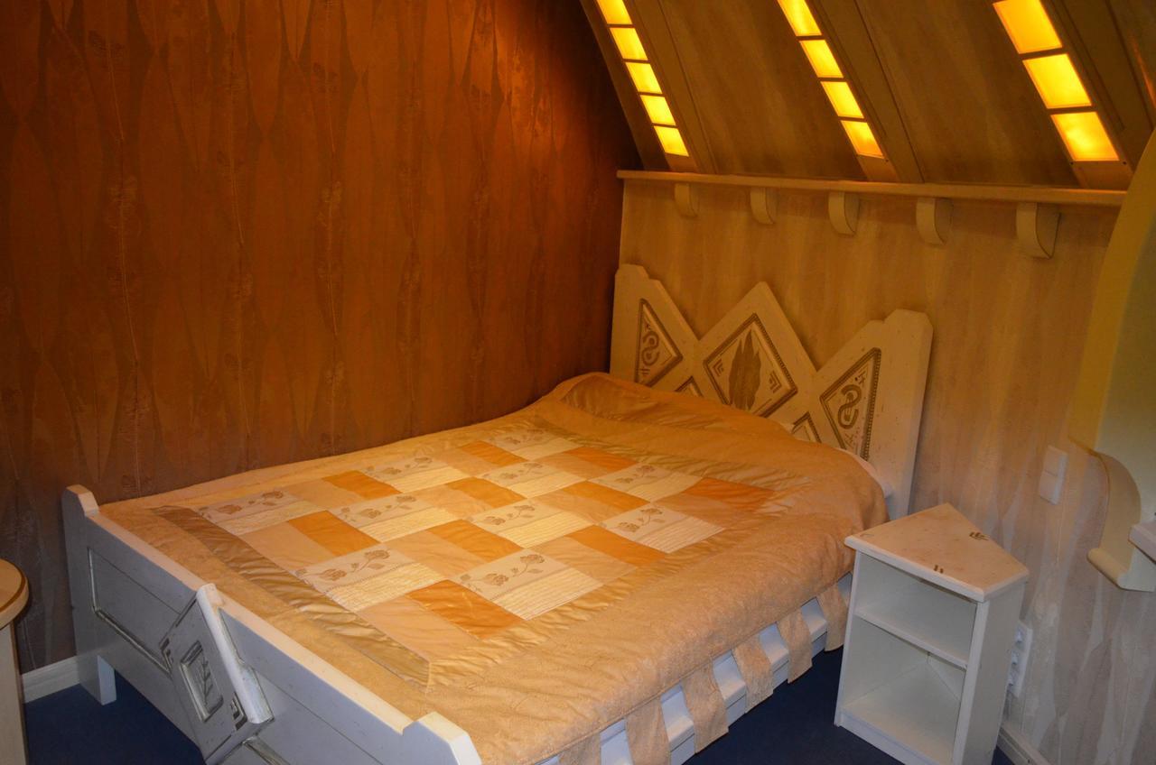 Hotel Veles Zolotonosha Chambre photo